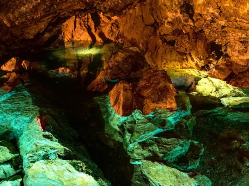 Bozkov dolomite caves