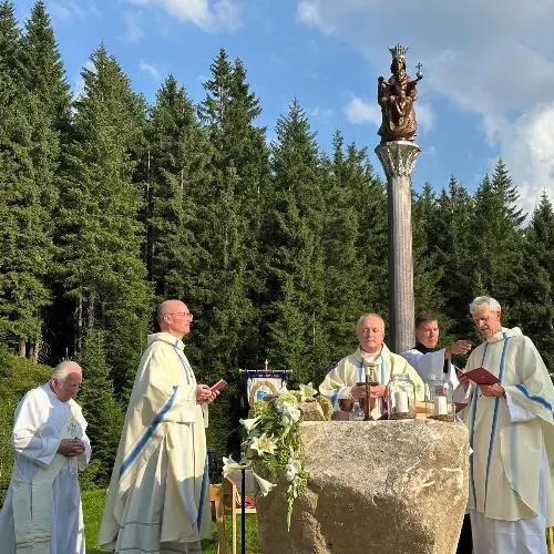 Marian Column "Queen of the Mountains"