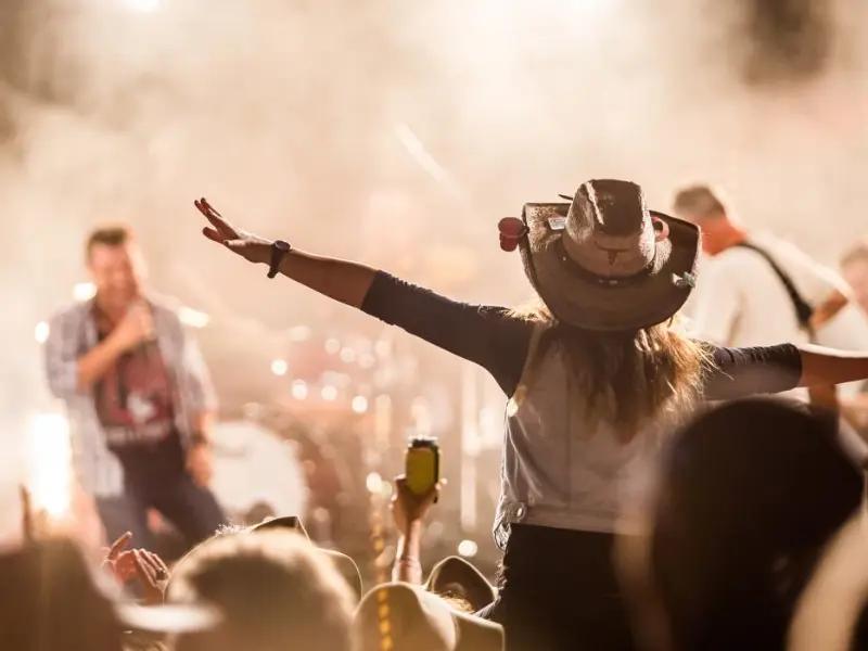 The first Country evening at restaurant U Medvěda